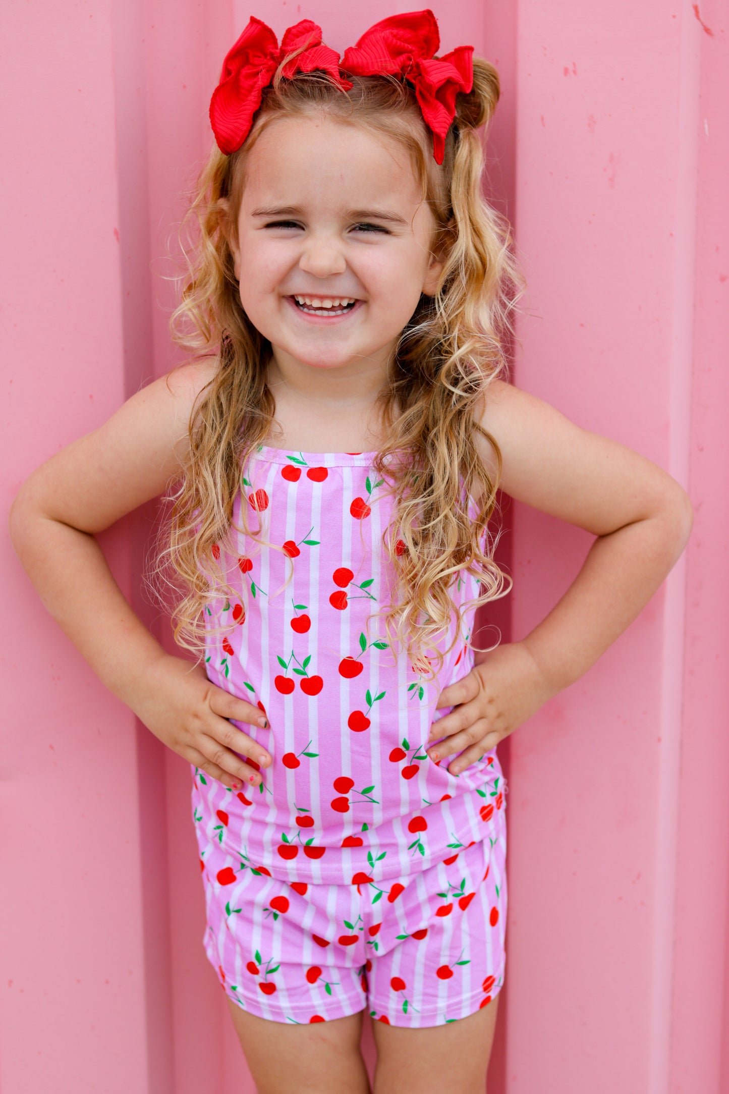 CHERRIES TANK SET