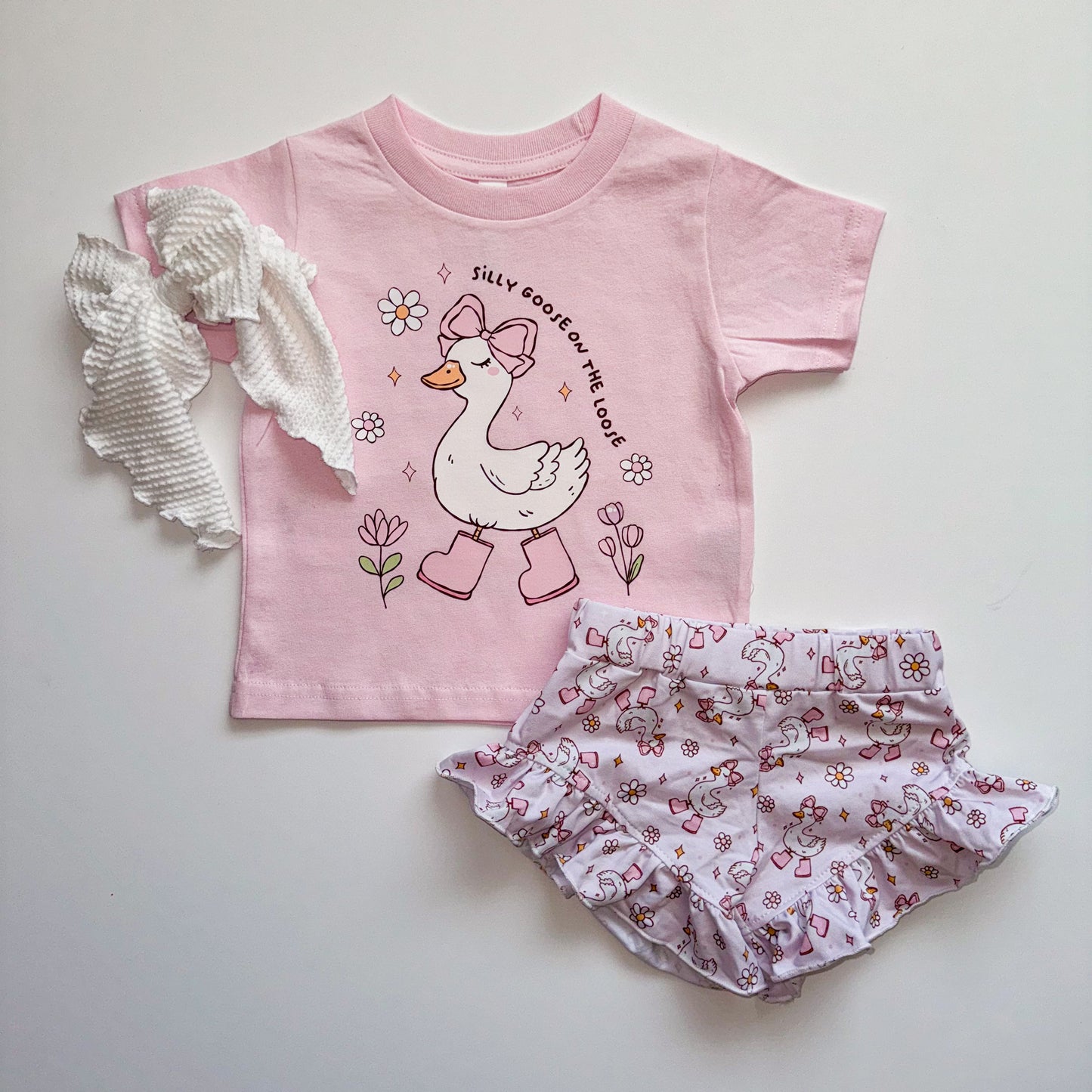 SILLY GOOSE RUFFLE SHORTS