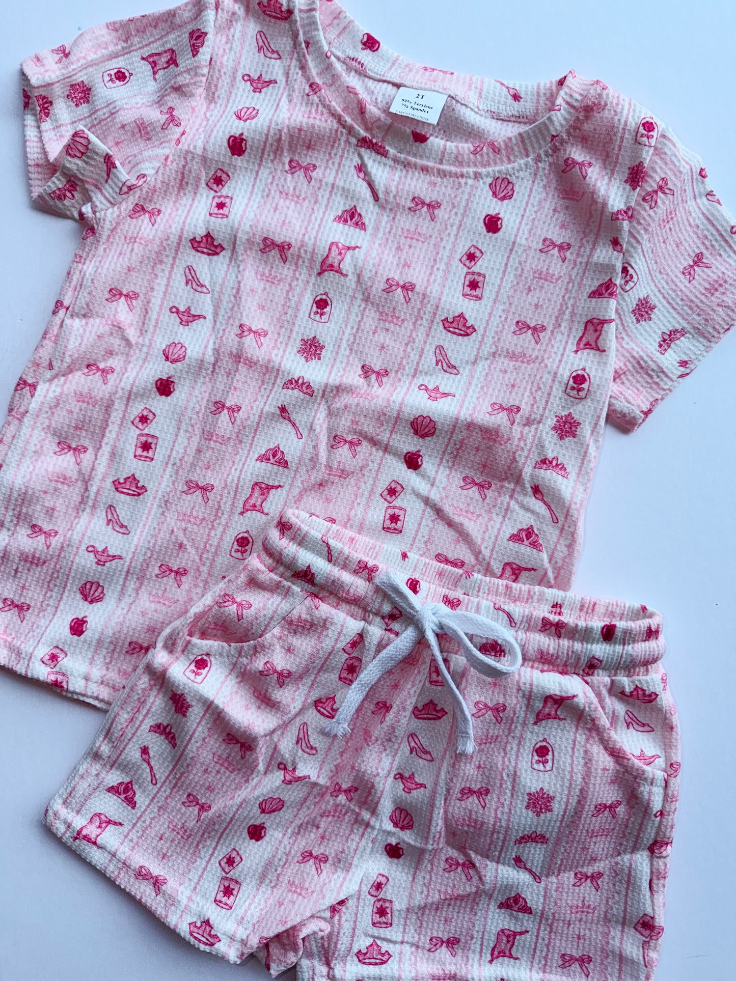 STRIPED PRINCESS ICONS WAFFLE SET