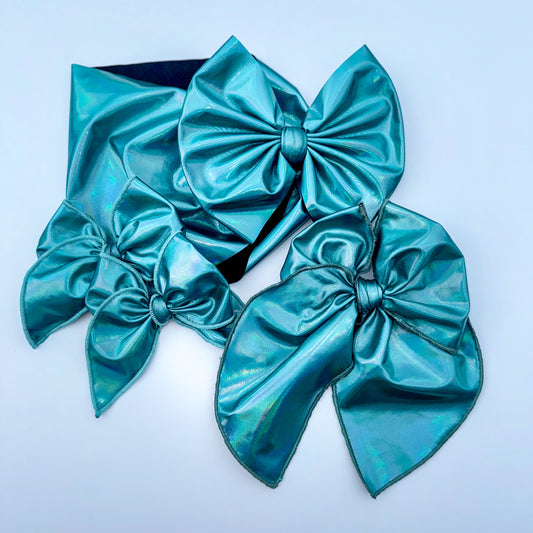 BLUE IRIDESCENT BOW